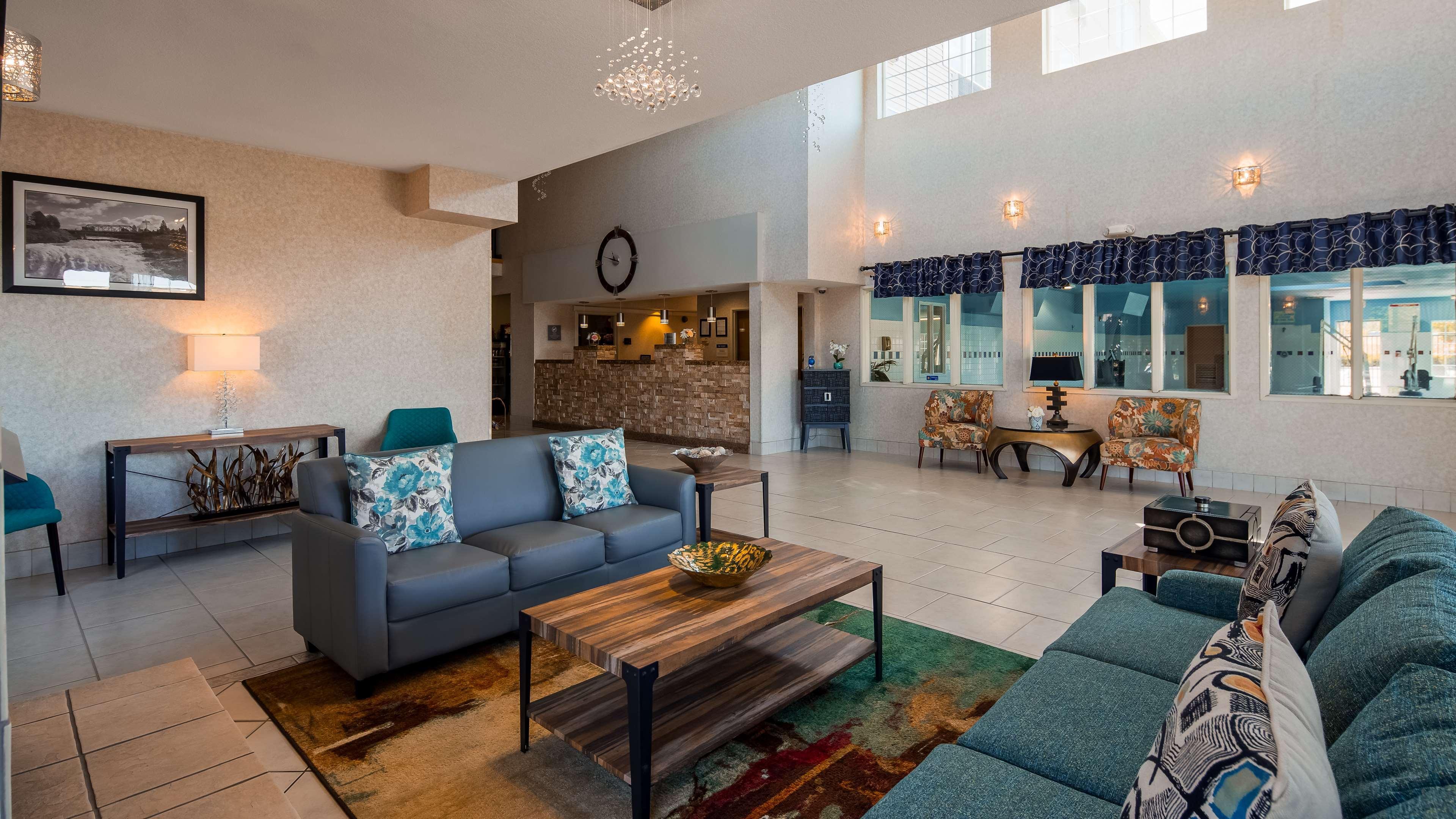 Best Western Plus Liberty Lake Inn Spokane Valley Exterior photo