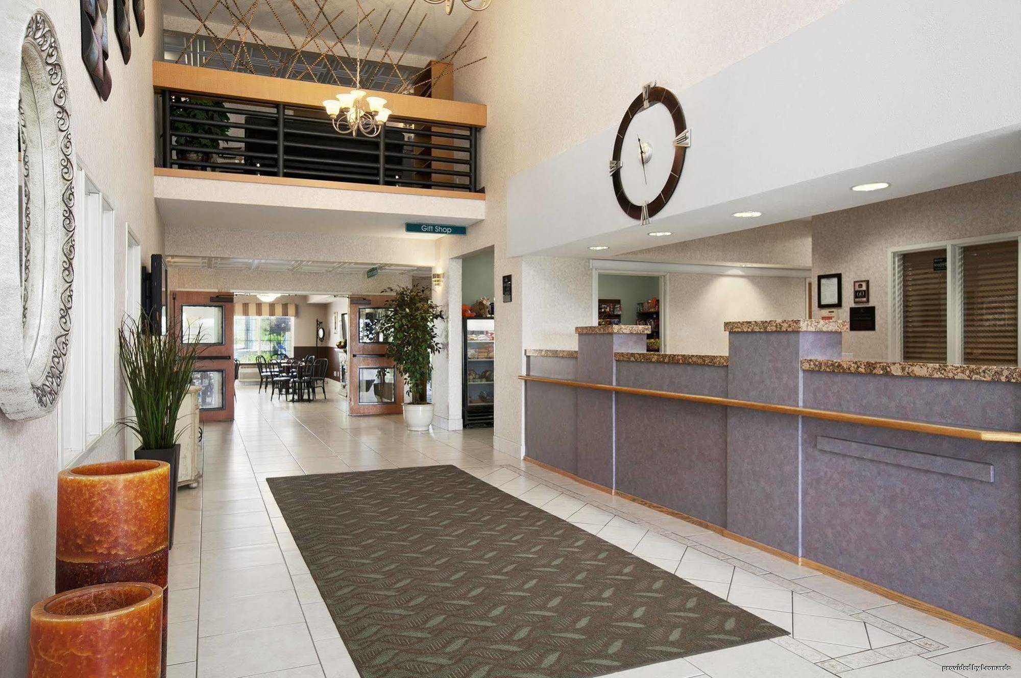 Best Western Plus Liberty Lake Inn Spokane Valley Exterior photo